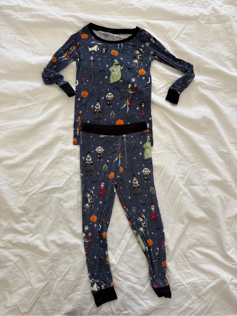 Little sleepies nightmares before Christmas 2T